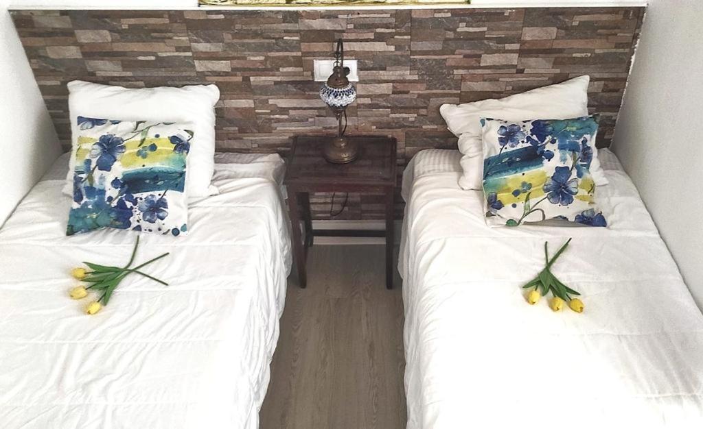 Apartamento Con Azotea Privada Para Parejas Y Familias كونيل ذي لا فرونتيرا المظهر الخارجي الصورة